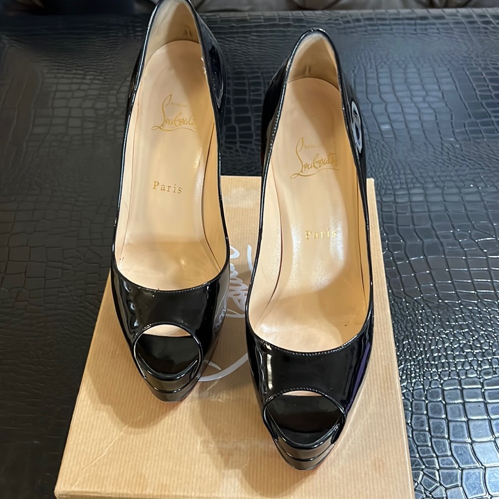 Christian loubotin Shoes